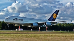Lufthansa`s langdistanseflåte står på bakken tirsdag 21. oktober (foto: Â©otoerres)