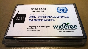 Henriettes DPAS-kort med sikkerhetsannonseringen som vil bli lest opp på Widerøes fly (WF)