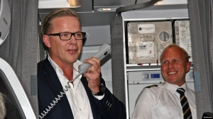 Magnus Wikner presenterer selskapets nye Airbus A 321 (Â©otoerres)