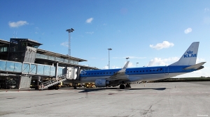 KLM Cityhopper Embraer EJ190 i Billund (Â©otoerres)