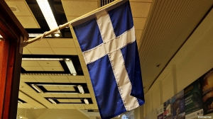 Shetland - opprinnelig norsk , tilhører i dag Skottland og det skotske flagget henger i avgangshallen (Â©otoerres)