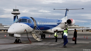 BMI Regional`s Embraer EJ 145 på Sola før første avgang til Gøteborg i januar 2014 (Â©otoerres)