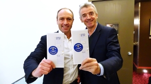 Kenny Jacobs and Michael O`Leary (ryanair.com)